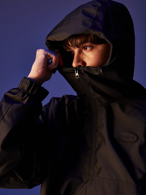 chaqueta nylon cairo color negro